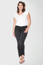 Load image into Gallery viewer, The Mid-Rise Step Hem Skinny - MIMI