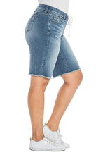 Load image into Gallery viewer, Mid Rise Bermuda  - HAZEL - SLINK JEANS