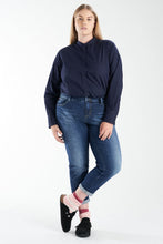 Load image into Gallery viewer, Mid Rise Boyfriend - Karen