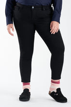 Load image into Gallery viewer, Mid Rise Ankle Skinny - Black