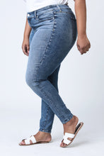 Load image into Gallery viewer, Mid Rise Jegging - Lana - SLINK JEANS