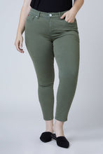 Load image into Gallery viewer, Mid Rise Jegging - Pine - SLINK JEANS