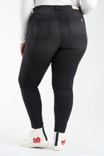 Load image into Gallery viewer, Mid Rise Jegging - Ballarie
