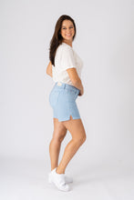 Load image into Gallery viewer, Side Vent Shorts - Cerulean