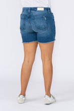 Load image into Gallery viewer, Frey Hem Shorts - Kandall
