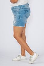 Load image into Gallery viewer, Frey Hem Shorts - Logan
