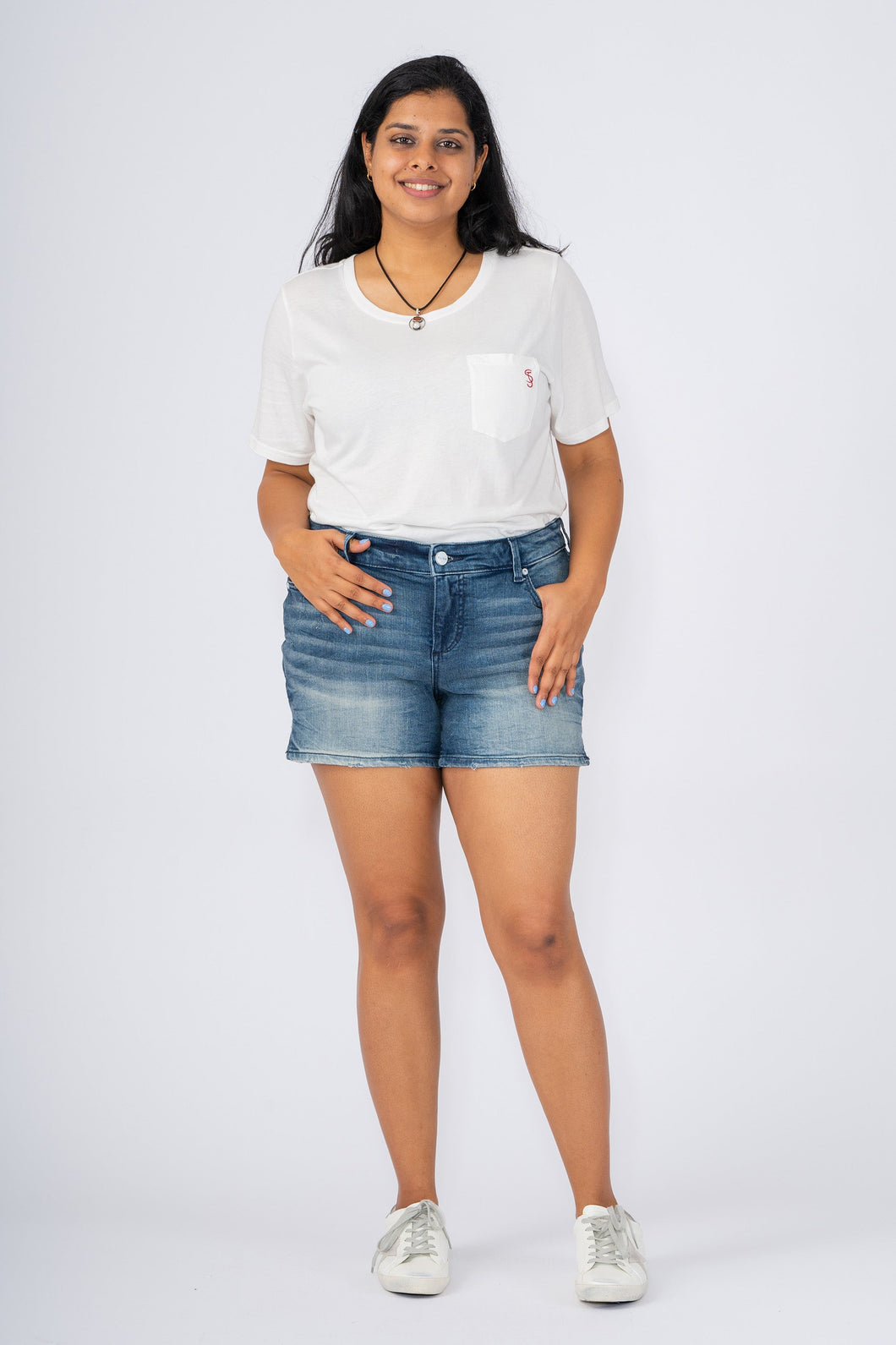 Side Vent Shorts - Jada