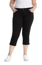 Load image into Gallery viewer, Mid Rise Crop - Solid Black
