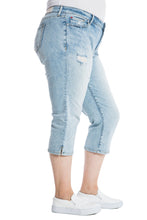 Load image into Gallery viewer, Mid Rise Straight Crop with Slit - Louise - SLINK JEANS
