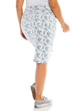 Load image into Gallery viewer, Mid Rise Skirt - FLORAL ROSES - SLINK JEANS
