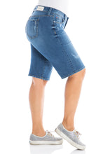 Load image into Gallery viewer, Mid Rise Bermuda - FRANCES - SLINK JEANS
