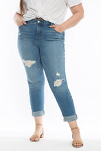 Load image into Gallery viewer, High Rise Boyfriend - Myla - SLINK JEANS
