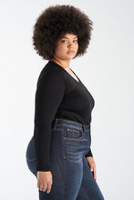 Load image into Gallery viewer, V Neck Long Sleeve T-shirt - Black - SLINK JEANS
