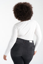 Load image into Gallery viewer, V Neck Long Sleeve T-shirt - White - SLINK JEANS
