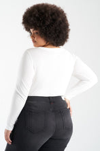 Load image into Gallery viewer, Crew Neck Long Sleeve T-shirt - White - SLINK JEANS
