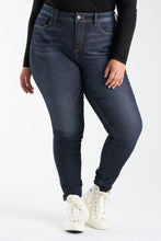 Load image into Gallery viewer, High Rise Jegging - Sabella

