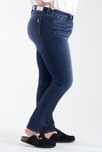 Load image into Gallery viewer, High Rise Straight Leg - Gaby - SLINK JEANS
