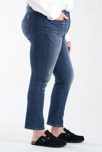 Load image into Gallery viewer, High Rise Straight Leg - Maggie - SLINK JEANS
