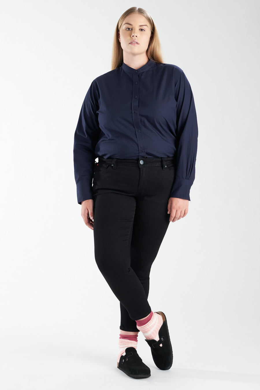 Mid Rise Ankle Skinny - Black