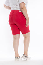 Load image into Gallery viewer, Mid rise bermuda - Rose Red
