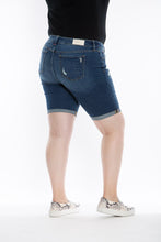 Load image into Gallery viewer, Mid Rise Bermuda - Teresa - SLINK JEANS
