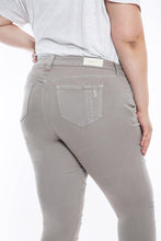 Load image into Gallery viewer, Mid Rise Crop - Ultimate Grey
