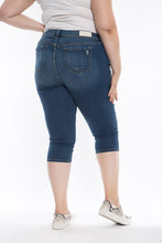 Load image into Gallery viewer, Mid Rise Crop - Palmer - SLINK JEANS
