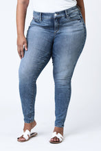 Load image into Gallery viewer, Mid Rise Jegging - Lana - SLINK JEANS
