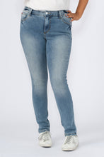 Load image into Gallery viewer, High Rise Skinny - Briar
