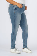 Load image into Gallery viewer, High Rise Skinny - Briar
