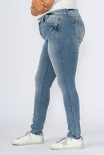 Load image into Gallery viewer, High Rise Skinny - Briar
