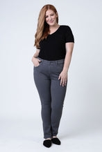 Load image into Gallery viewer, Mid Rise Slim - Andy - SLINK JEANS
