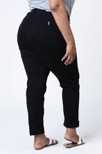 Load image into Gallery viewer, High Rise Boyfriend  - Black
