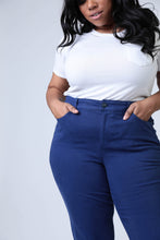 Load image into Gallery viewer, High Rise Boyfriend - Tabresha
