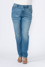 Load image into Gallery viewer, High Rise Boyfriend - Grace
