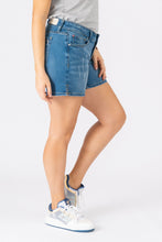 Load image into Gallery viewer, Side Vent Shorts - Gia
