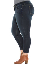 Load image into Gallery viewer, High Rise Ankle Slim Jegging - SUMMER - SLINK JEANS
