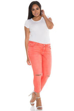 Load image into Gallery viewer, Frayed Hem Crop - SLINK JEANS
