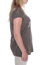 Load image into Gallery viewer, Scoop Neck Tee - NOTICEABLE - SLINK JEANS
