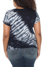 Load image into Gallery viewer, Short Sleeve Scoop Neck Tee - SLINK JEANS
