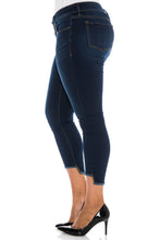 Load image into Gallery viewer, Frayed Hem Ankle - AMBER - SLINK JEANS
